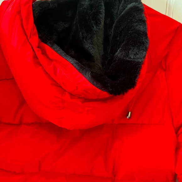 Hot Kiss Puffer Jacket. NWT. - Picture 9 of 13